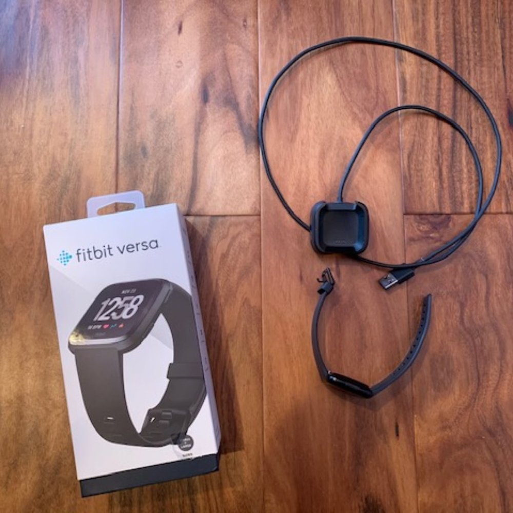 Fitbit Versa - image 3